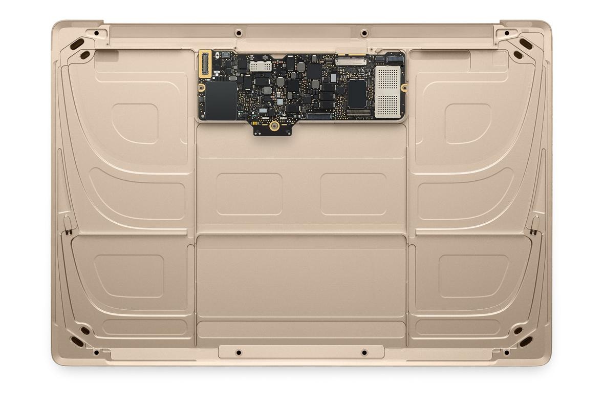 new-macbook-logic-board-2-1180x787